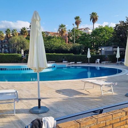 Recanati Seaside Apartment Giardini-Naxos Exterior foto